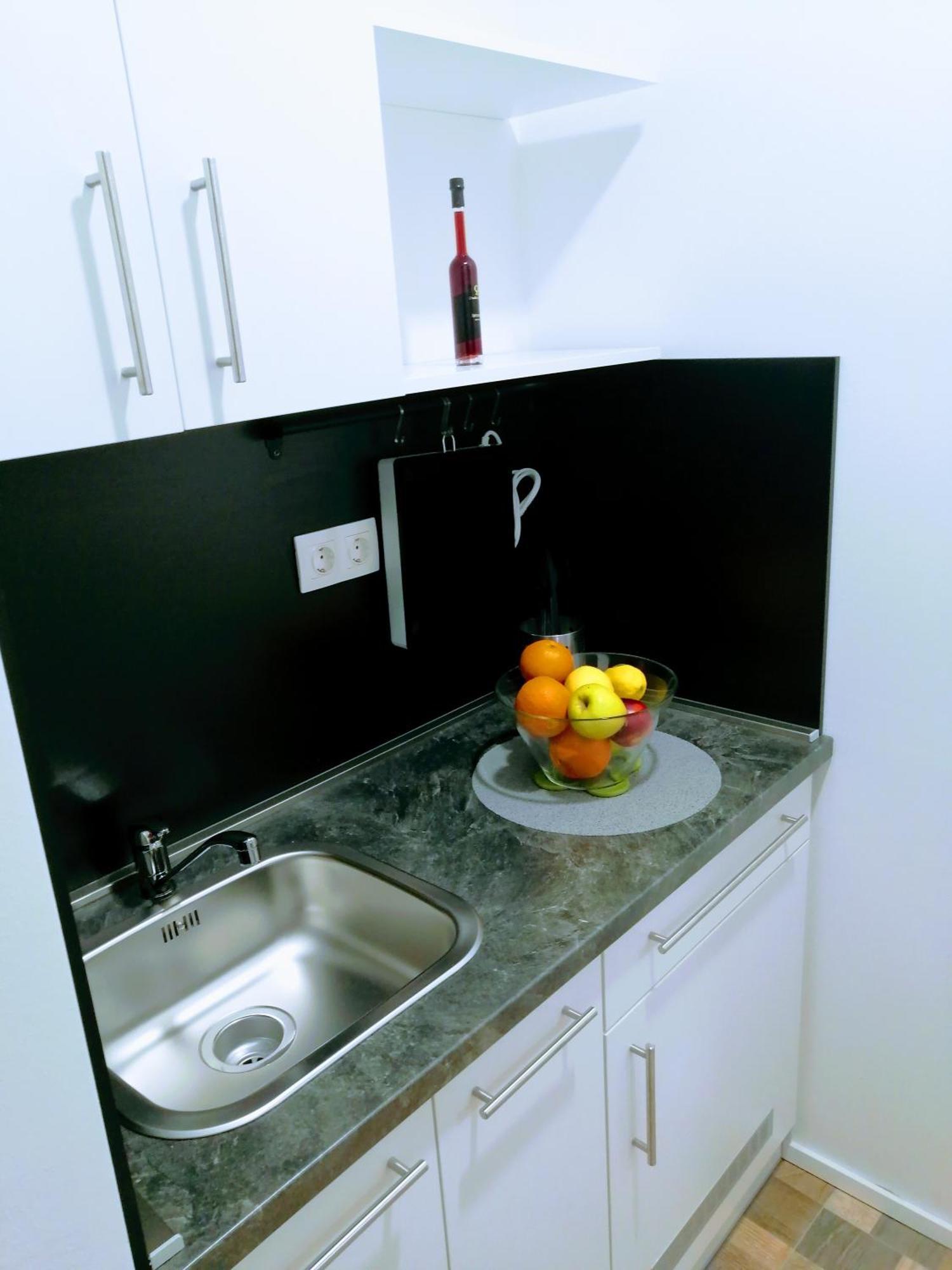 Pula Center - Studio Apartments ภายนอก รูปภาพ