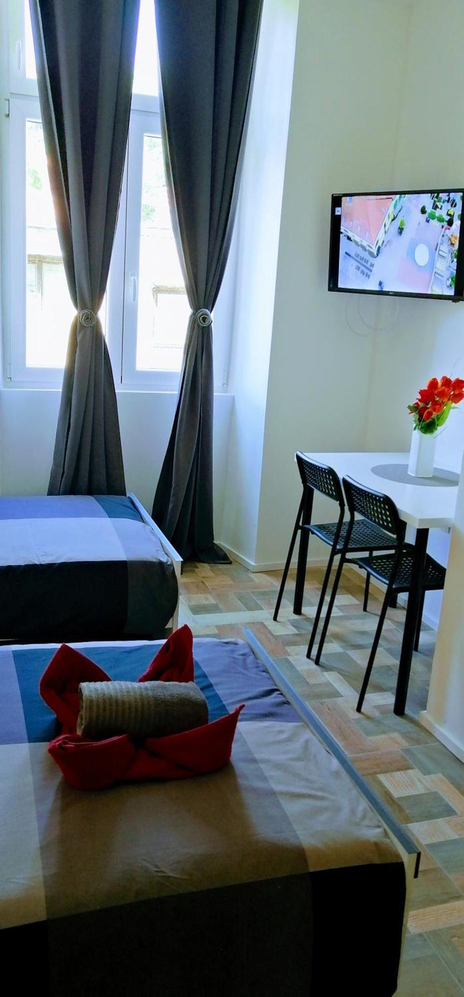 Pula Center - Studio Apartments ภายนอก รูปภาพ