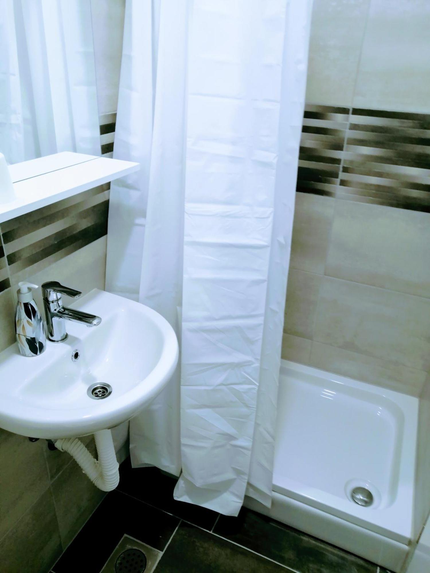 Pula Center - Studio Apartments ภายนอก รูปภาพ